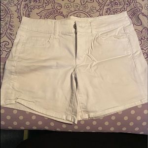 white jean shorts